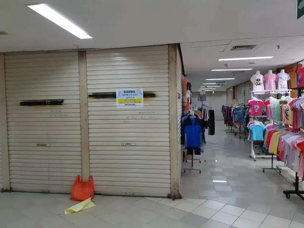 Kios Baju kantor itc Cempaka Mas