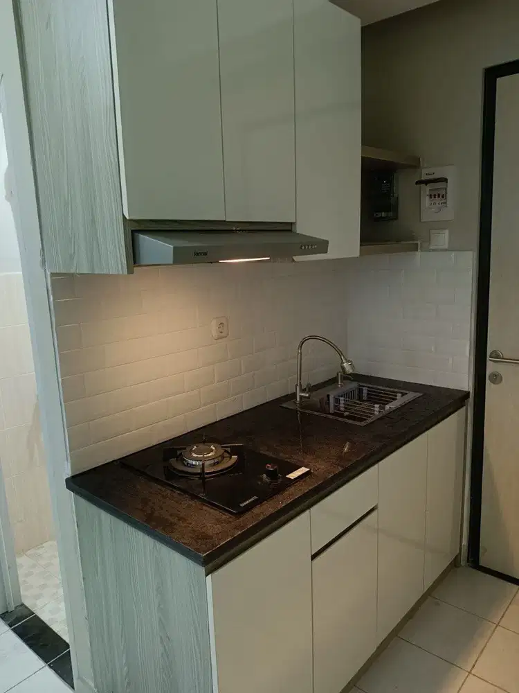 Dijual Murah Sekali Apartemen Grand Kamala Lagoon Bekasi
