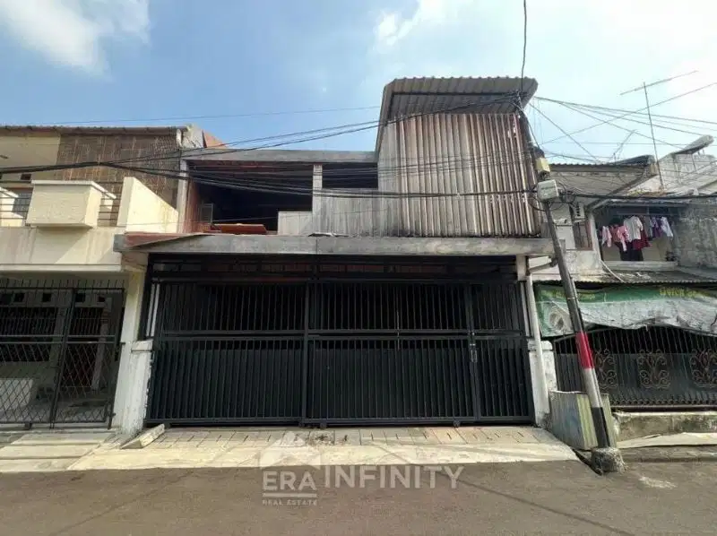 Dijual Rumah di Perumahan Villa Pasar Baru