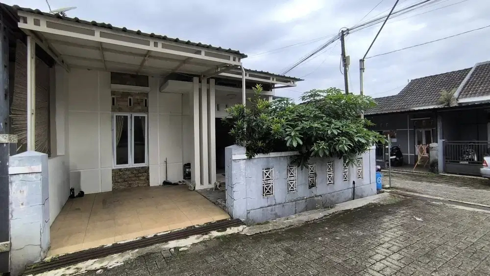 Rumah hook perum Duta Graha Karanggintung 5 menit Unsoed Purwokerto