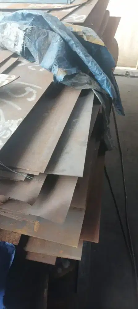 Plat besi baru ukuran beraneka