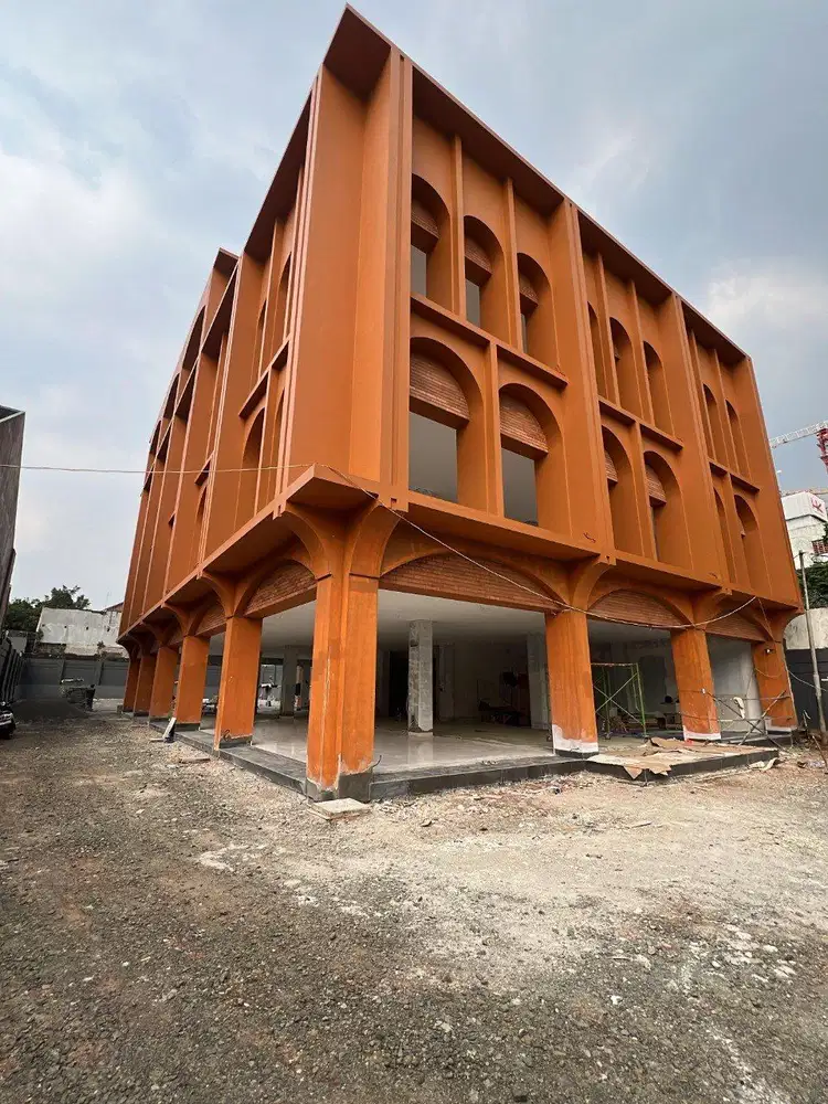 Gedung Perkantoran Baru Siap Pakai di TB Simatupang