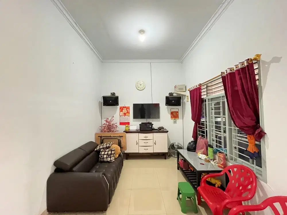 Dijual rumah di komplek pasar V ( bunga raya II / pinang baris)