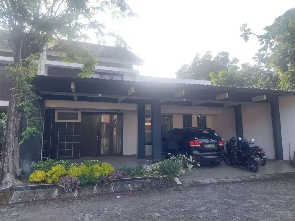 Dijual Rumah Lingkungan Cluster Elite - Gajahan Colomadu Karanganyar