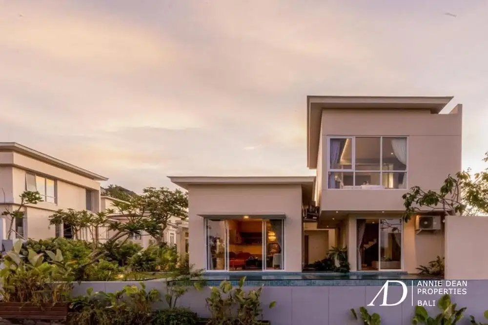 FREEHOLD MODERN 2-BEDROOM VILLA IN SECURE COMPLEX - NUSA DUA