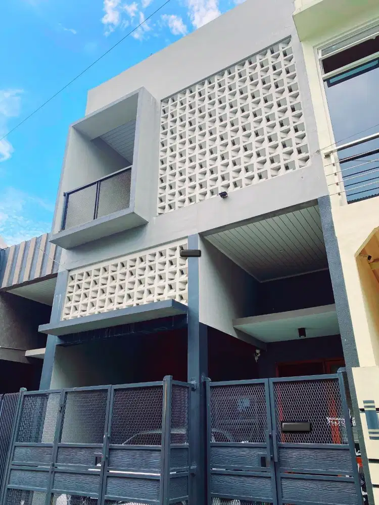 Rumah 2 lantai kavling polda, aloha wage pepelegi dekat deltasari waru