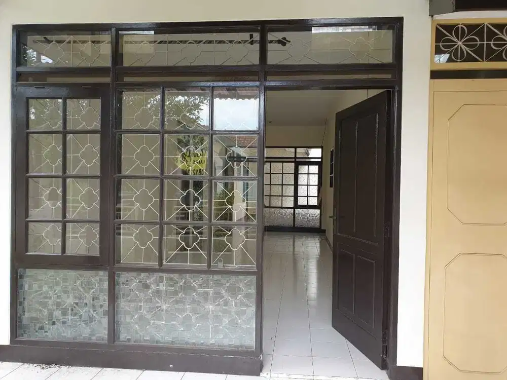 Disewakan Rumah Siap Huni di Taman Holis Indah 1