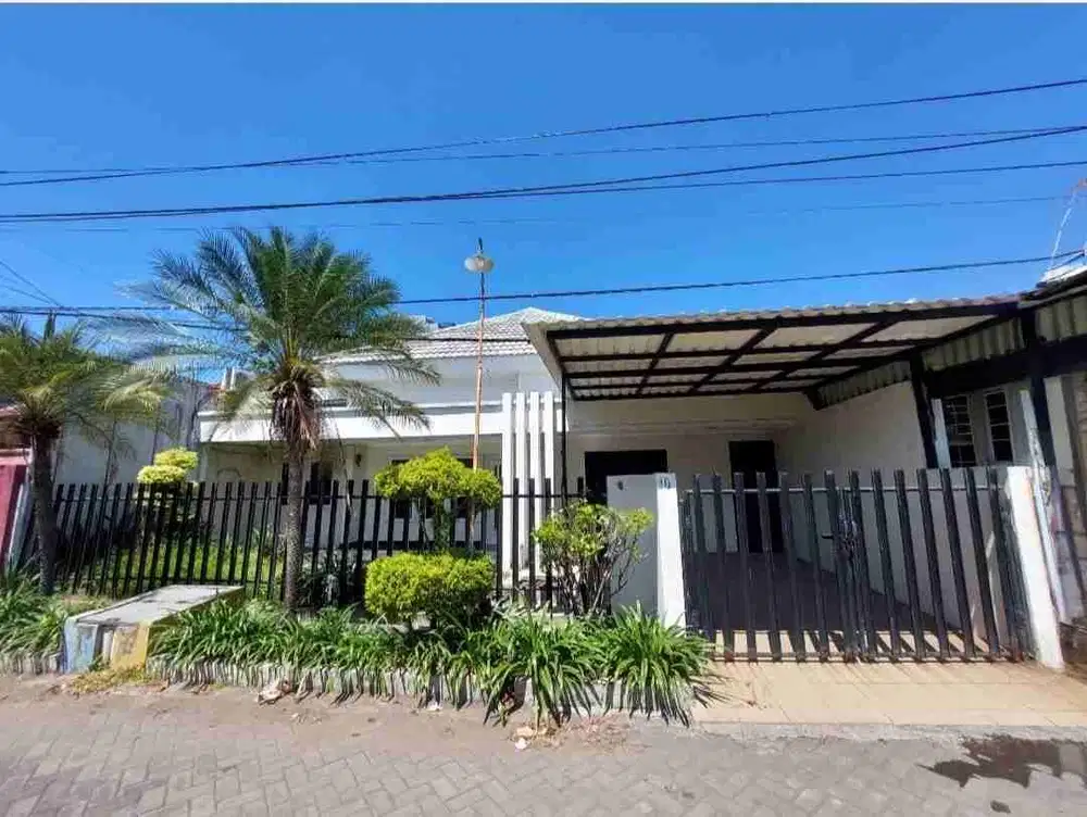 Rumah sewa furnish besar Kutisari indah, Surabaya dekat siwalankerto,waru,rungkut, kampus Petra,Ubaya