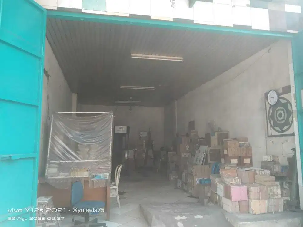 Disewakan Ruko Siap Pakai Lokasi Jalan Utama Didaerah Jembatan Besi