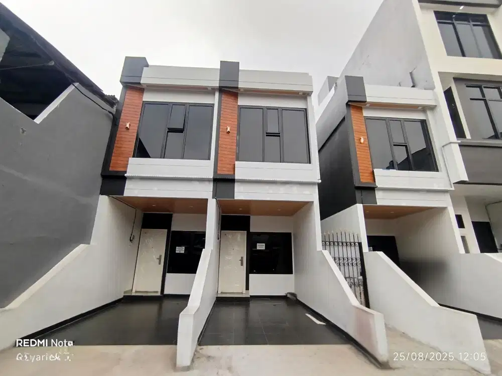 Rumah Murah Cantik 2 Lantai di Sunter Agung, Jakarta Utara. Lokasi Strategis & Bebas Banjir!