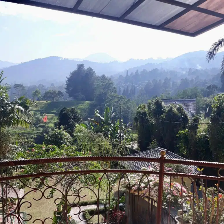 Dijual Villa Indah Luas harga BU di Puncak Bogor