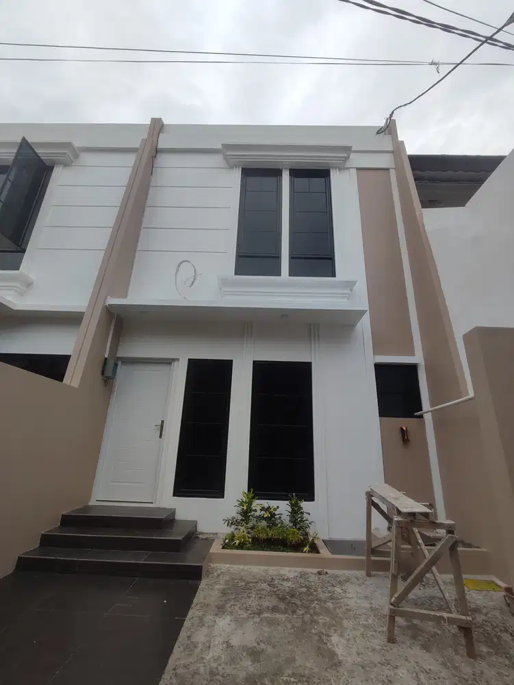 Rumah murah dijual dijakarta pusat Mardani dekat pasar Gembrong