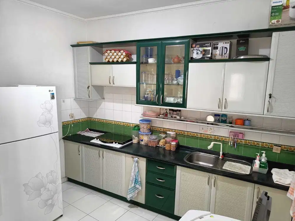 Dijual rumah di Setiabudhi Regensi