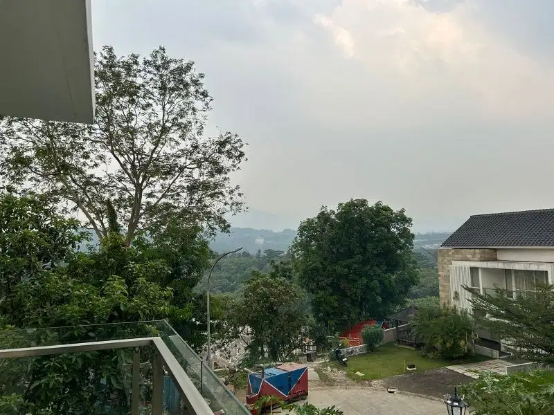 Disewakan villa view gunung cluster depan Sentul city Bogor