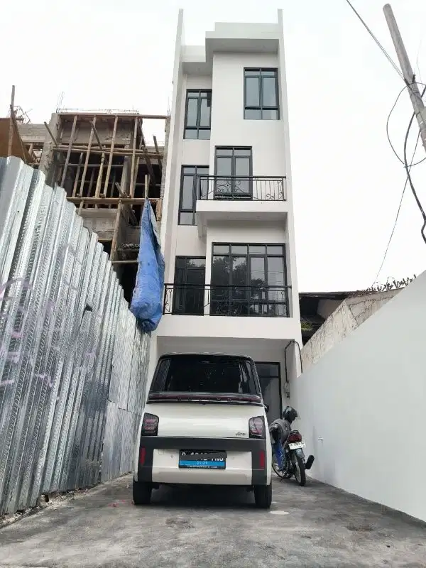 Dijual Murah Ruko Ada Rooftop Gratis Lift di Rawamangun Jakarta Timur