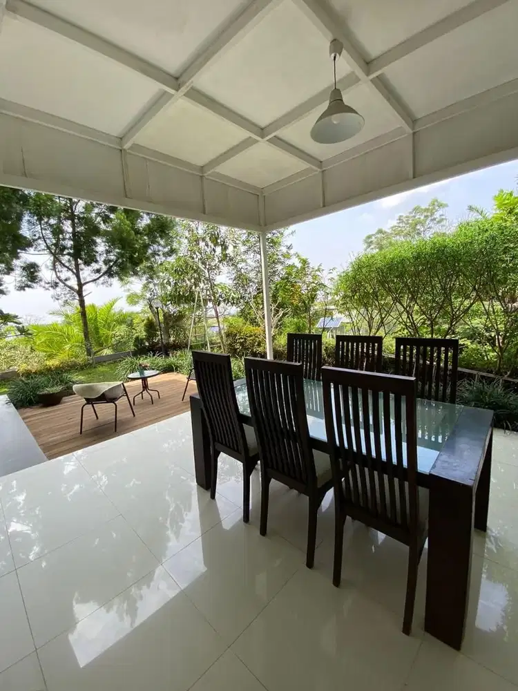 Rumah Luxury semi furnish di Citra green dago