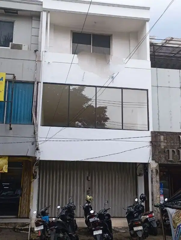 Ruko Bagus Siap Pakai Lokasi Strategis Di Cinere Raya