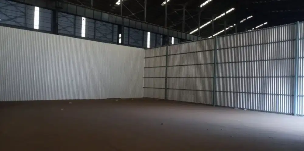 Di sewakan Gudang siap pakai di Tambun selatan