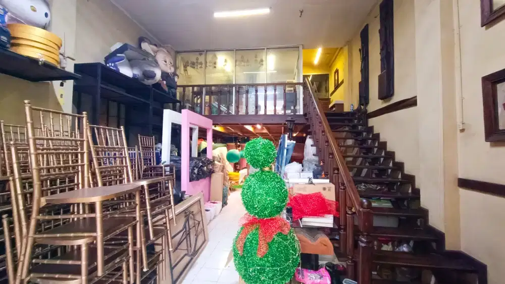 Dijual Ruko Strategis di Malaka, Cocok untuk Usaha dan Hunian 5,5 x 53 m