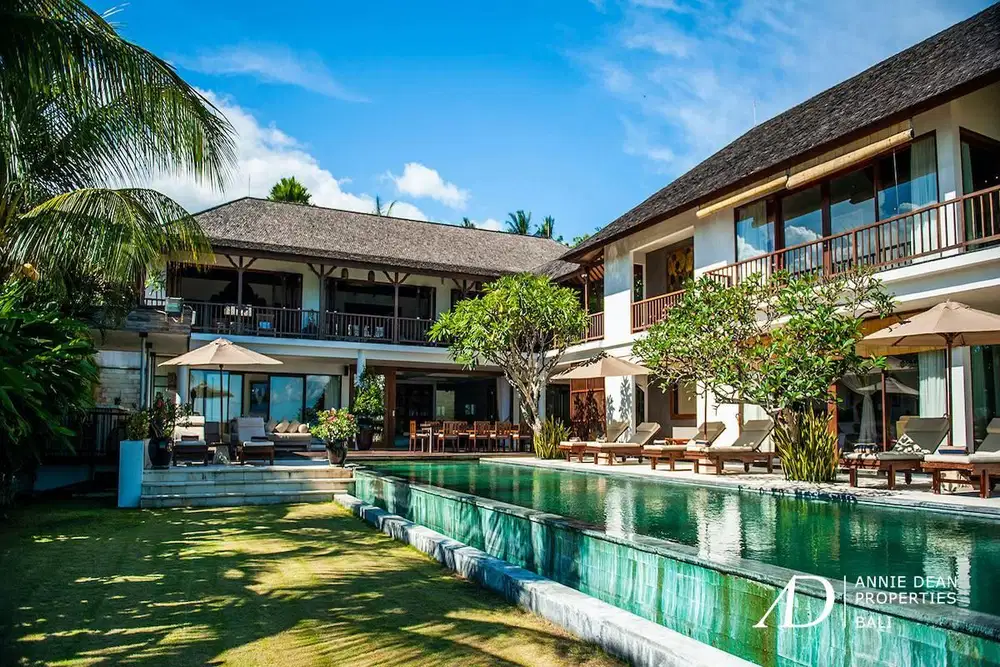 FREEHOLD | LUXURY VILLA WITH PANORAMIC OCEAN VIEWS | EAST BALI