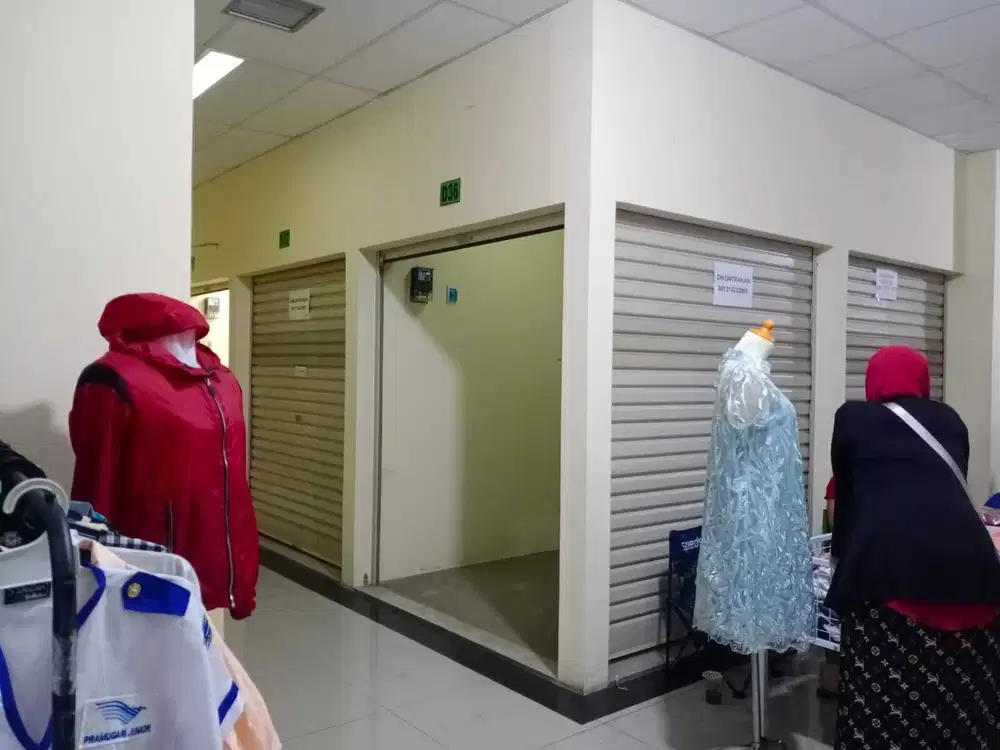 kios di blok F Pasar Kebon Kebang jl. DEwisartika Bogor