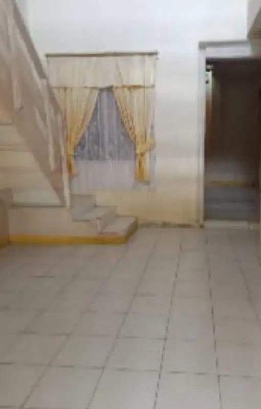 Di jual Rumah Di Venesia Sentul city .SHM masih dalam pengurusan .