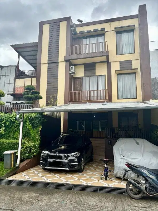 Dijual murah rumah 3 lt siap huni  di Sentul City