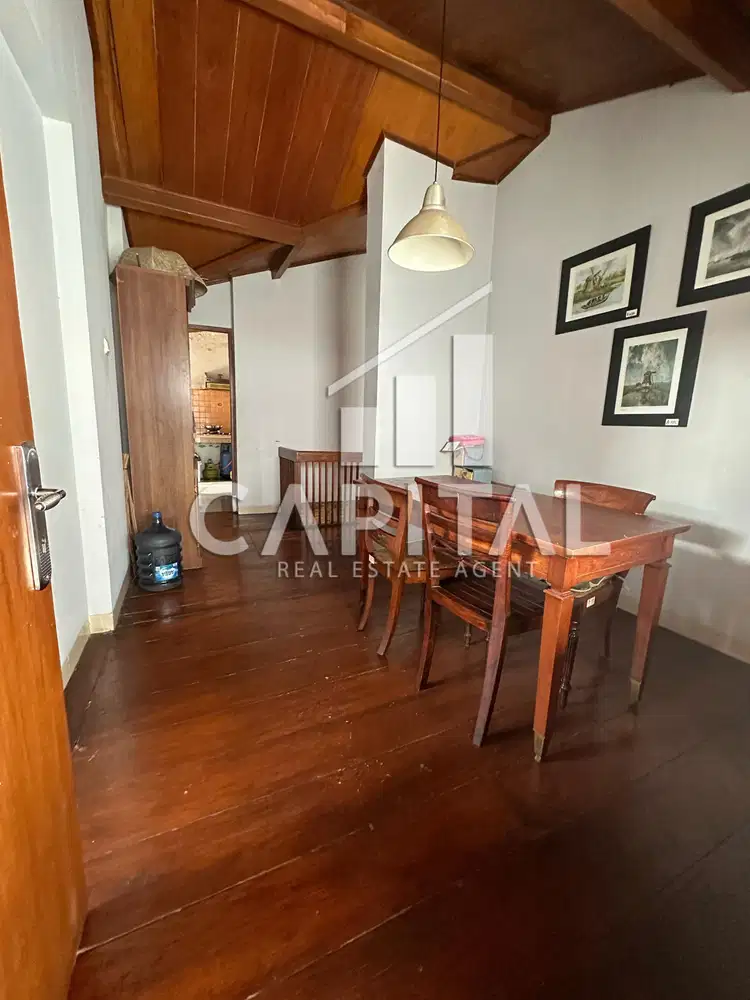 Rumah Nyaman Lokasi Strategis Tengah Kota di Sayap Tamansari Dago