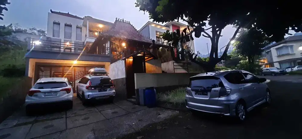 sewa villa harian bulanan tahunan Dago pakar