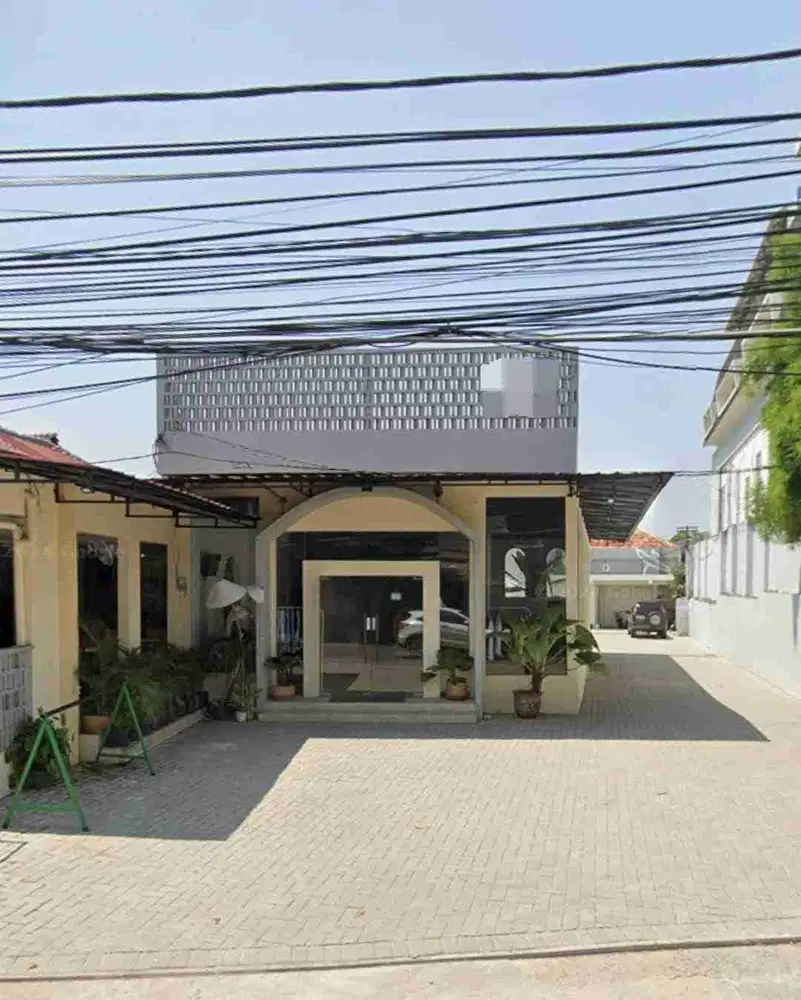 Ruang Usaha Raya Panglima Polim Parkir 30 Mobil Kebayoran Baru