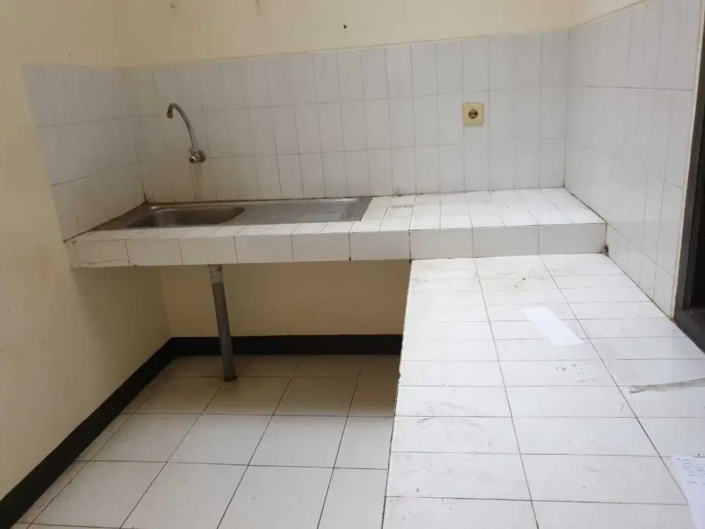 Disewakan Rumah Siap Huni di Taman Holis Indah