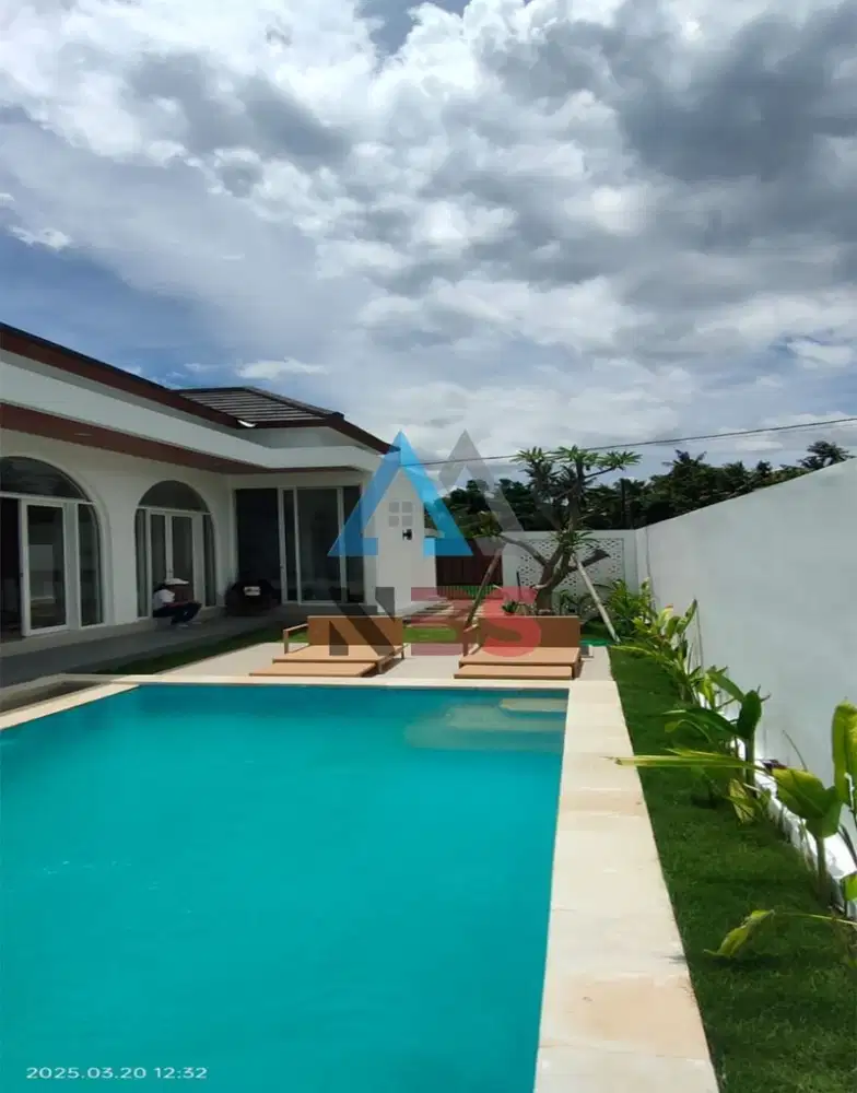 DIJUAL/SEWA VILLA LOKASI LOVINA BEACH