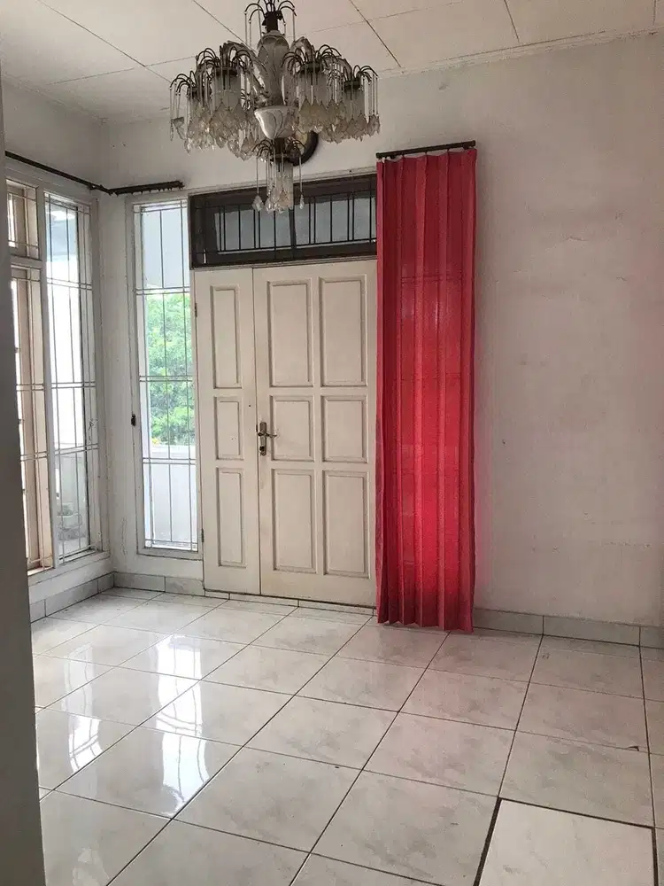 sewa rumah camar elok PIK uk 8x23m kosongan