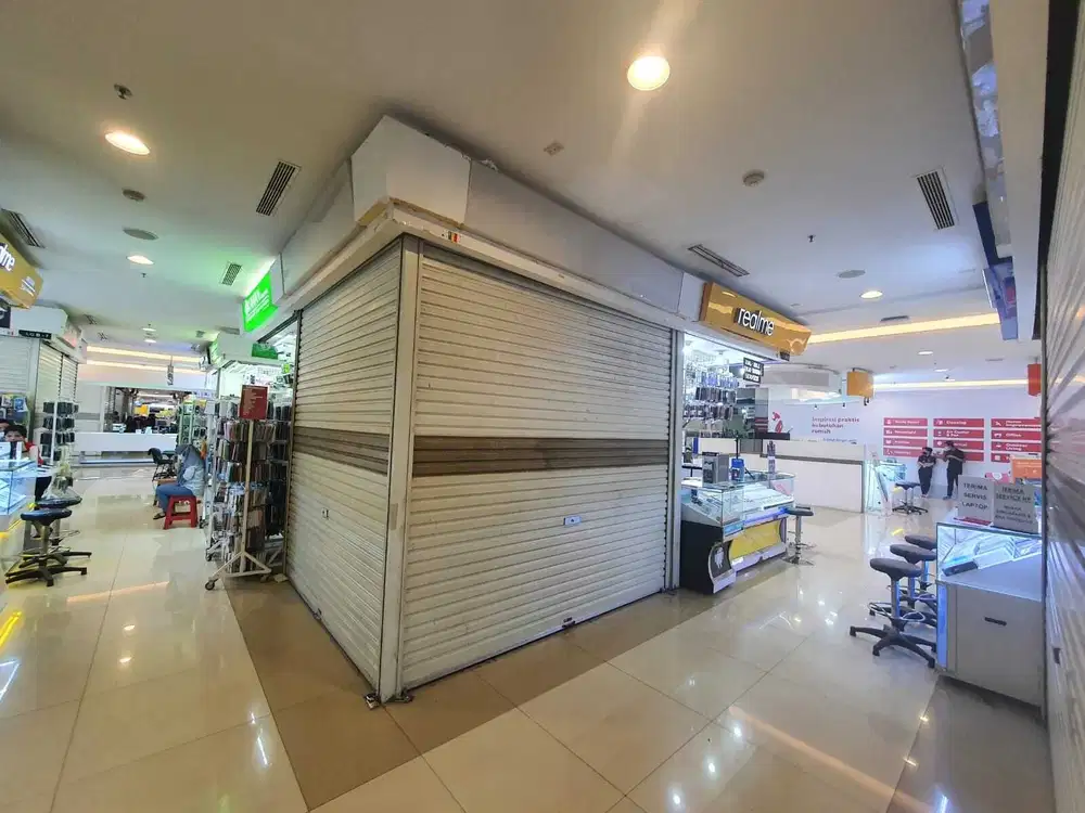 sewa toko tangcity mall kota tangerang emas olahraga sport piala