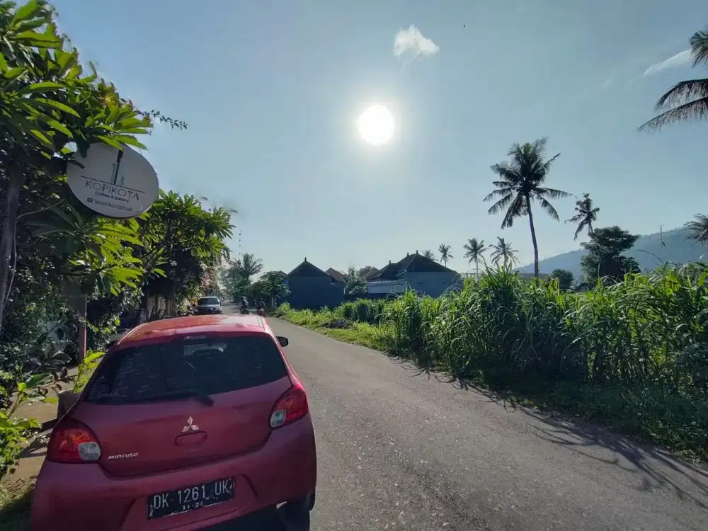 DIJUAL TANAH FREEHOLD KOMERSIL AMED KARANGASEM BALI