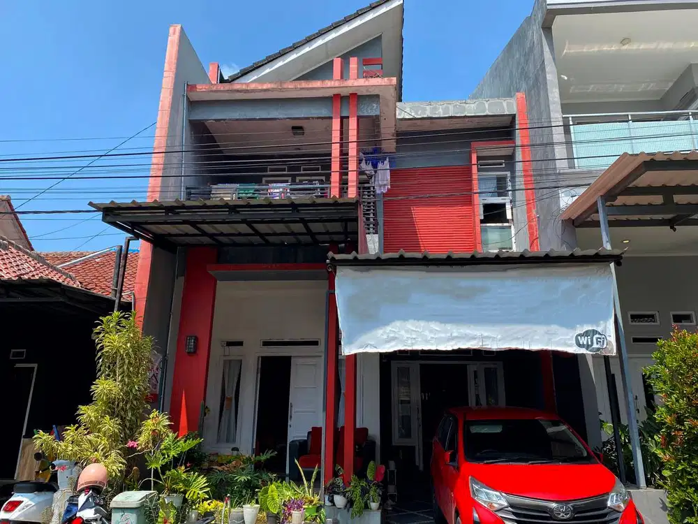 Rumah Nyaman 2 Lantai Lokasi Dekat Kota Cianjur