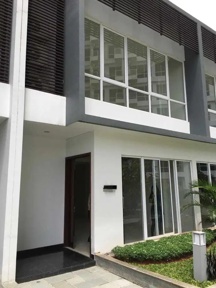 Disewakan Murah Puri Mansion Apt Siap Huni Type Town House Uk.142m2