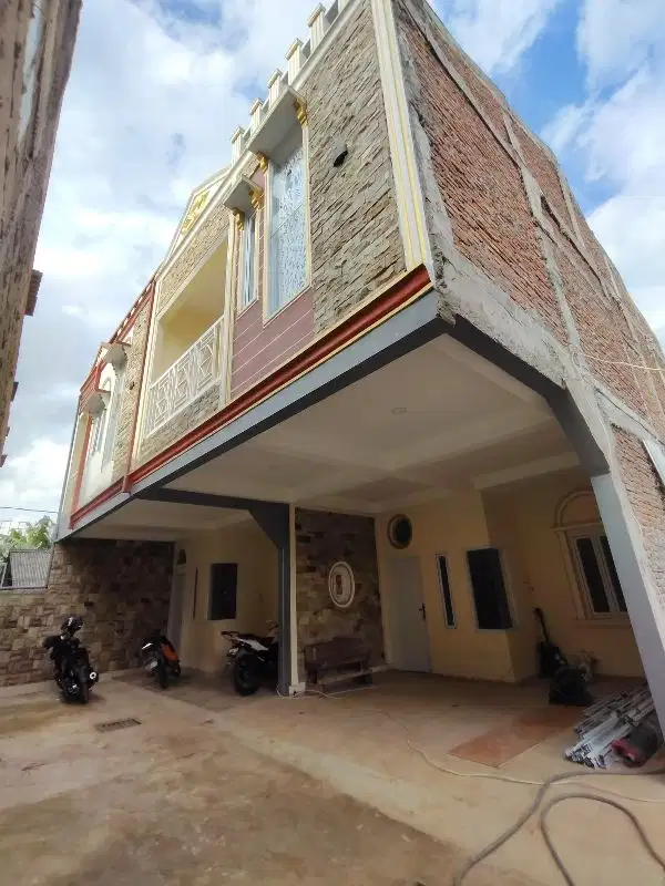 TOWN HOUSE CONDET DUA LANTAI AKSES ANGKOT BISA KPR  HARGA MURAH