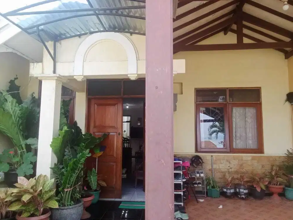 WOW SIAP HUNI NIH RUMAH DALAM KOMPLEK GEMPOL CIJERAH BANDUNG