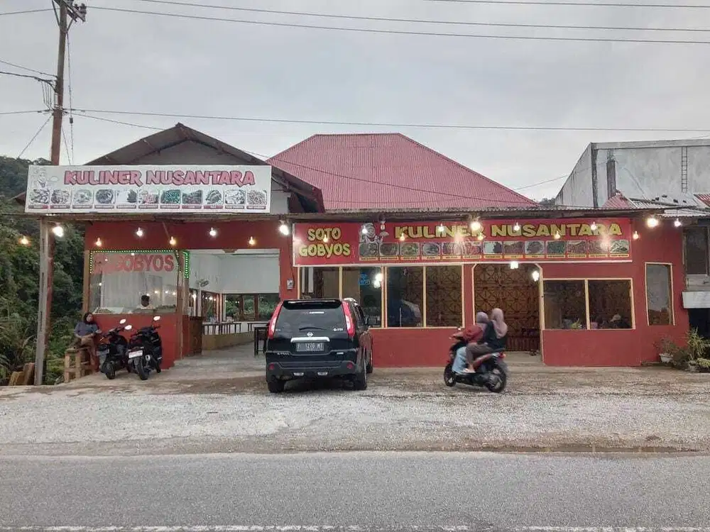 Rumah Luas Dan Strategis Dipinggir Jalan Lintas Arosuka Solok