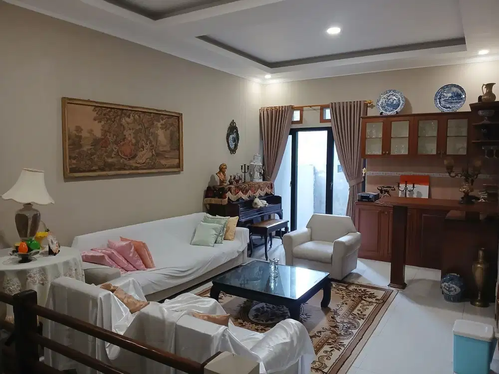 Termurah! Rumah lux Setiabudi Regency Bandung