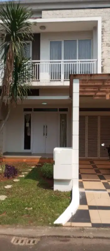DISEWAKAN RUMAH di Cluster Acacia Summarecon Bekasi