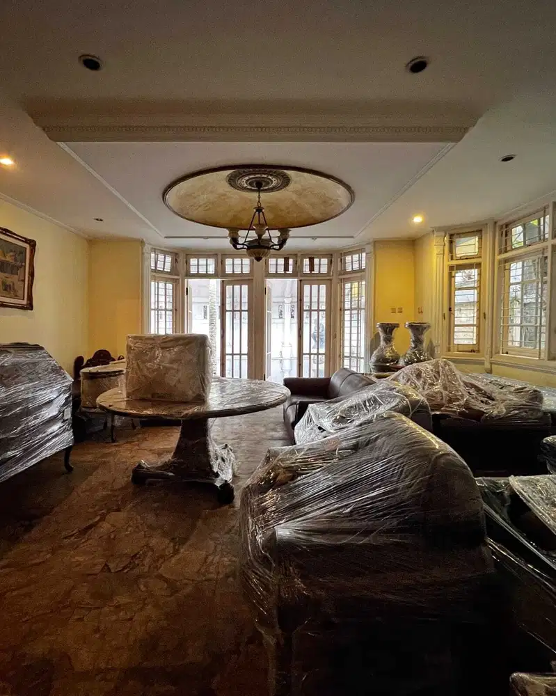 Rumah Hoek 2 Lantai Brawijaya Jakarta Selatan