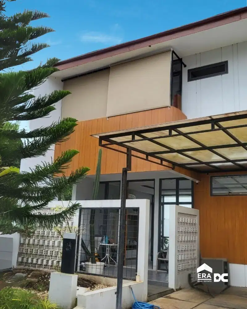 Rumah 2 Lantai Bagus di Komplek BSB City Semarang