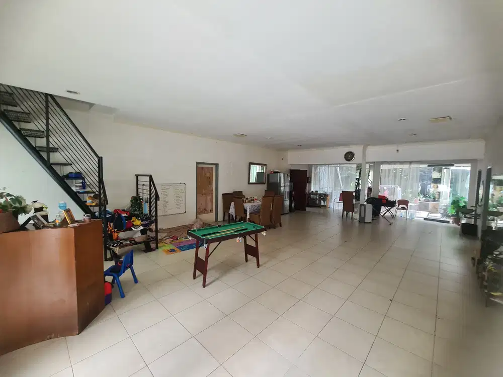 DIJUAL RUMAH RUKO EX RESTO 2 LANTAI SENOPATI GUNAWARMAN DEKAT SCBD