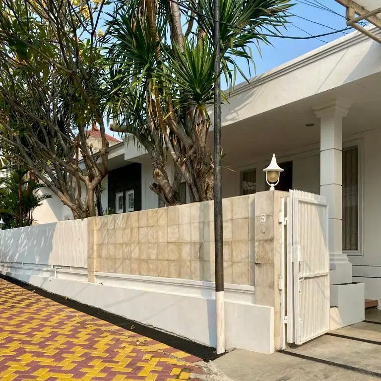 Disewakan Rumah Elite 4BR+ Swimming Pool di Cipete Town House