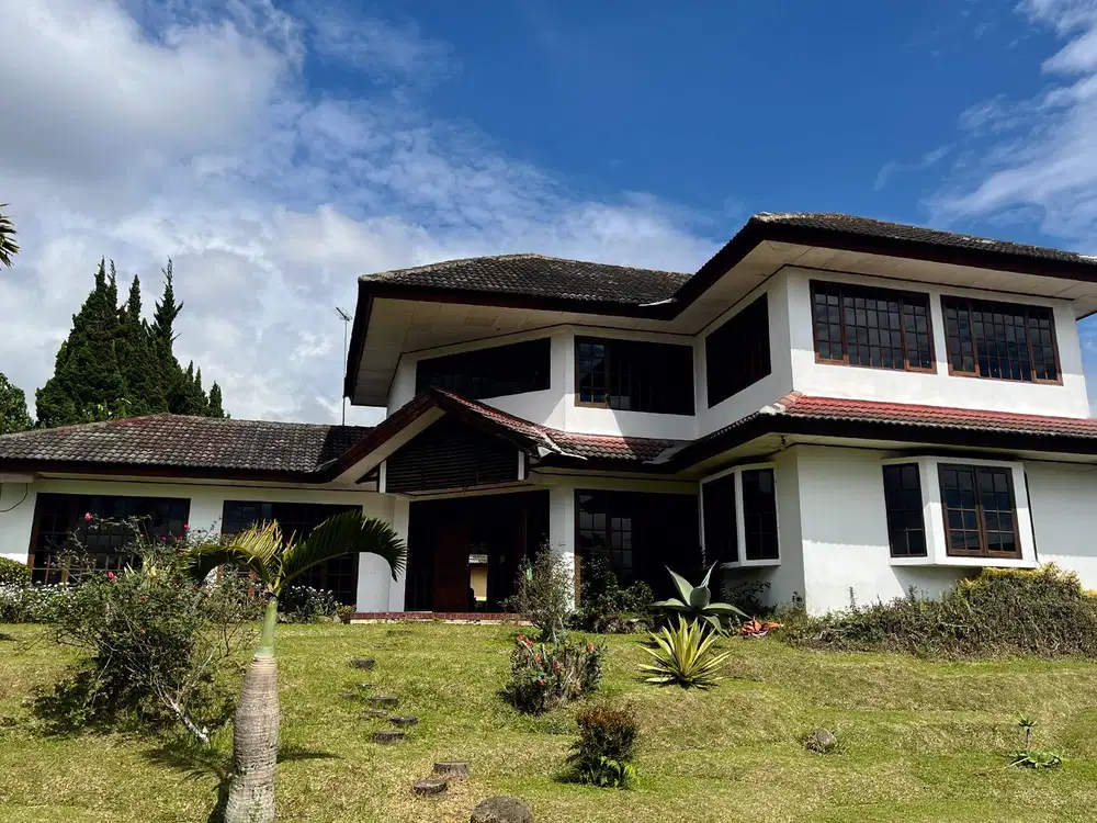 Villa Bagus Full Furnished & Suasana Asri di Cipanas Cianjur