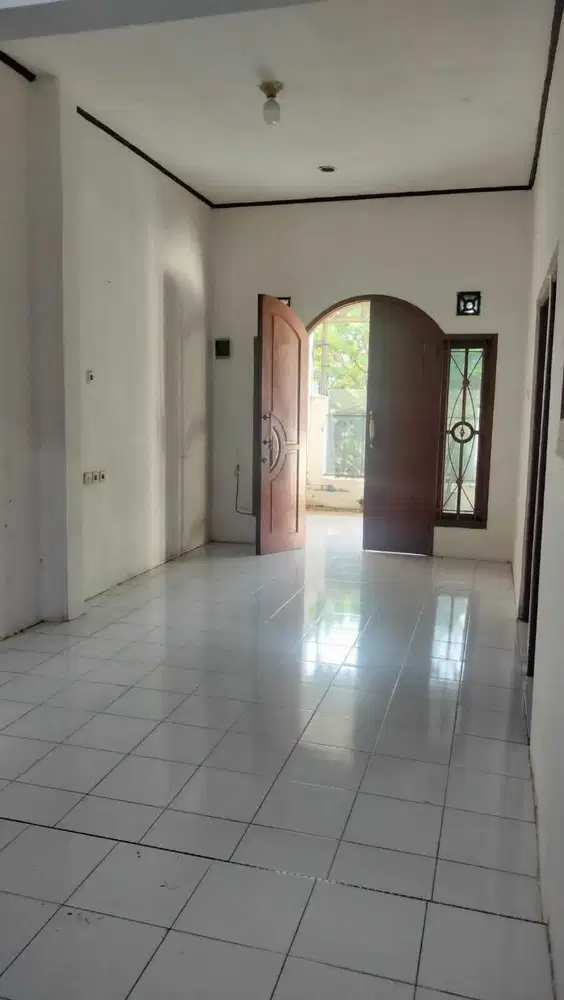 Rumah 1,5 lantai bebas banjir dekat mall di telaga mas bekasi