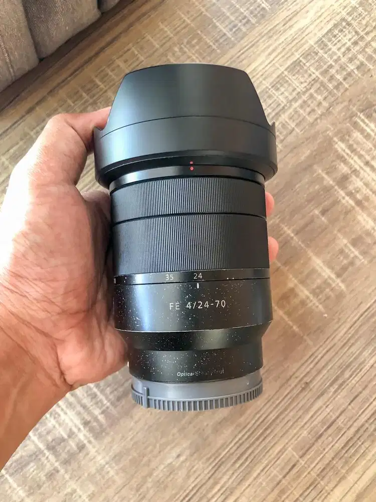Lensa Sony Carl Zeiss FE 24-70mm F4 for A7ii A7iii A7c dll