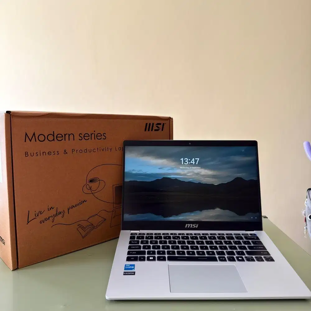 MSI Modern 14 C12MO | Urban Grey | i3-12512U